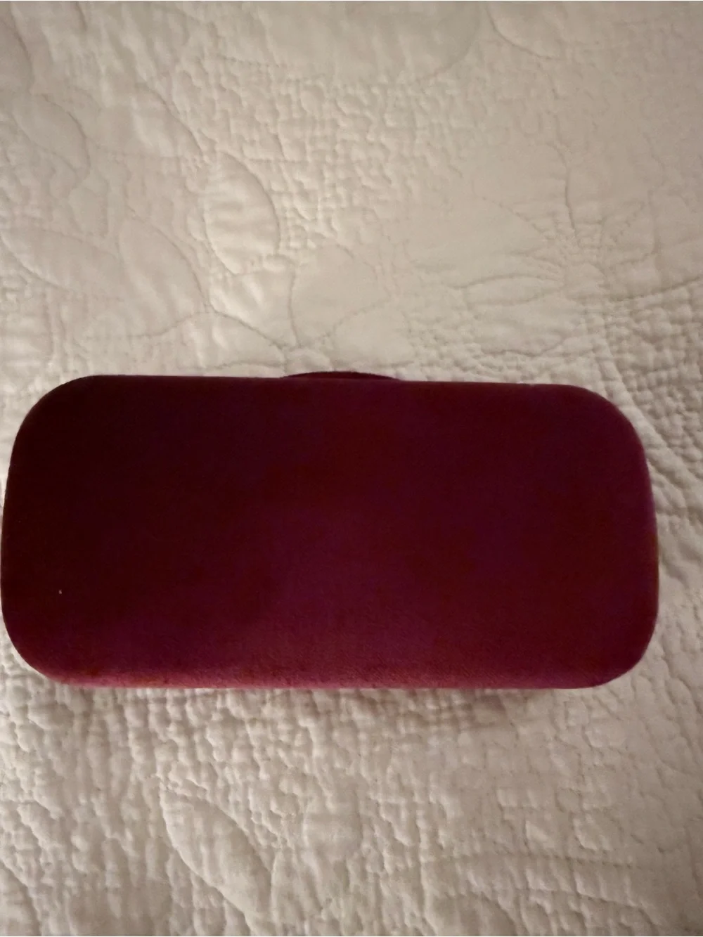Gucci Velvet Eyewear Case in Rich burgundy with Gold Logo